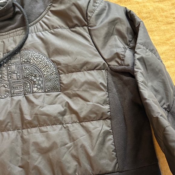 The North Face quilted sweatshirt - Picture 11 of 17